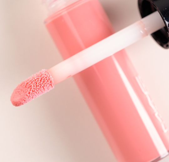 MAC Talk Softly to Me Lipglass