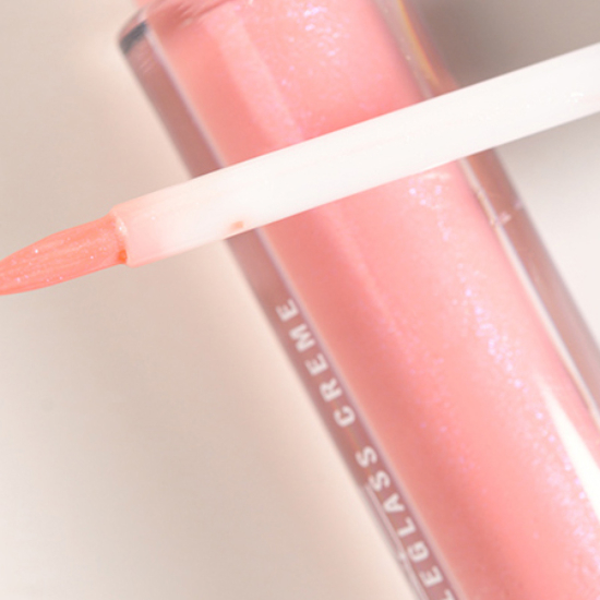 MAC Demure Dazzleglass Crème