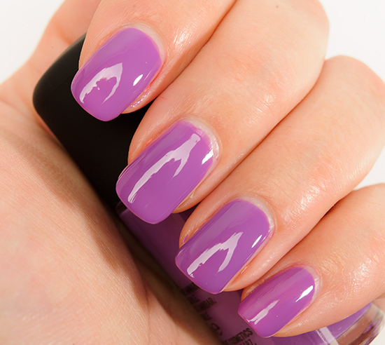 MAC Heroine Nail Lacquer