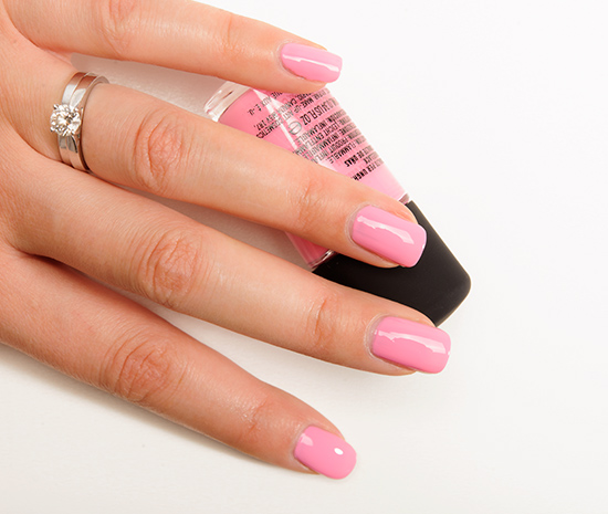 MAC Silly Nail Lacquer