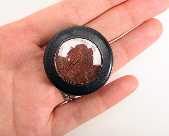 MAC Deep Fixation Eyeshadow