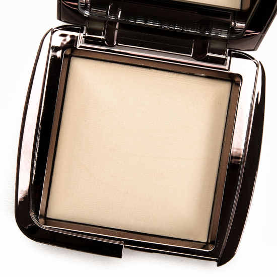 Hourglass Diffused Light Ambient Lighting Powder Review & Swatches