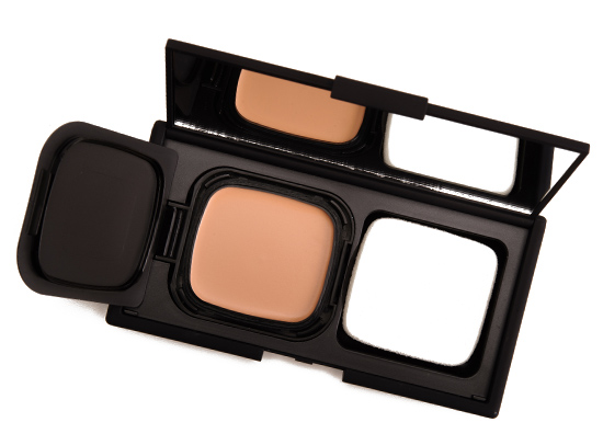 NARS Mont Blanc Radiant Cream Compact