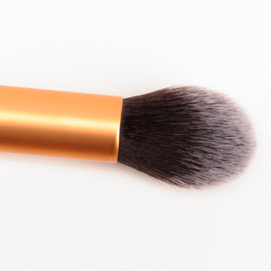 Real Techniques Contour Brush • Brush Review & Swatches