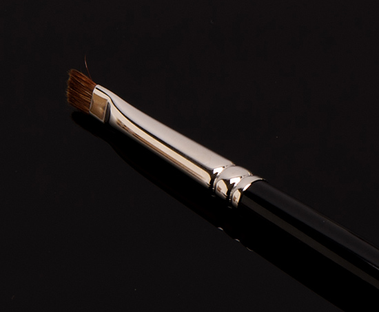 Hakuhodo J162 Angled Eyebrow Brush