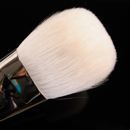 Hakuhodo J5543 Blush Brush Round & Flat
