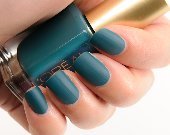 L'Oreal Matte-r of Fact Nail Lacquer