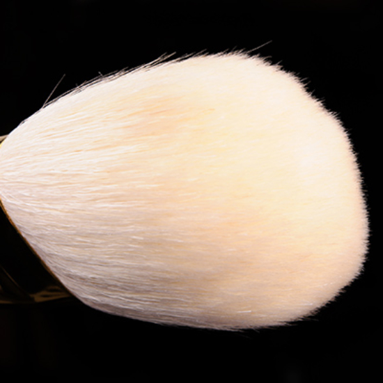 Tom Ford Beauty Bronzer (05) Brush • Brush Review & Swatches