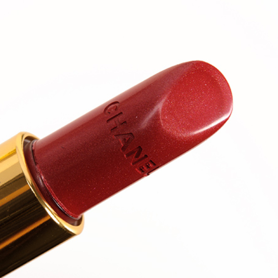 Chanel Enigmatique (135) Rouge Allure Luminous Intense Lip Colour