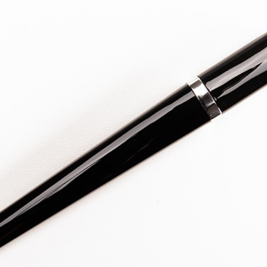 Chanel Bronze Ligne Graphique de Chanel Liquid Eyeliner Review & Swatches