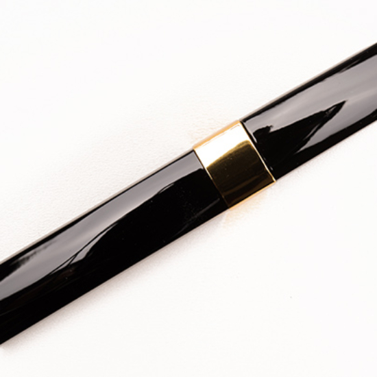Chanel Bronze Ligne Graphique de Chanel Liquid Eyeliner Review & Swatches
