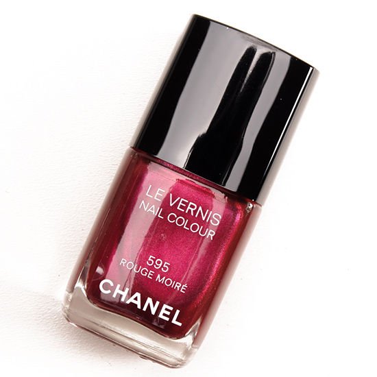 Chanel Rouge Moire Le Vernis Nail Colour