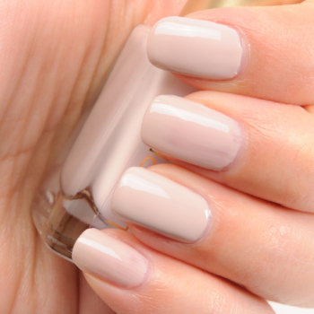 L'Oreal Never Lacque-ing Colour Riche Nail Lacquer
