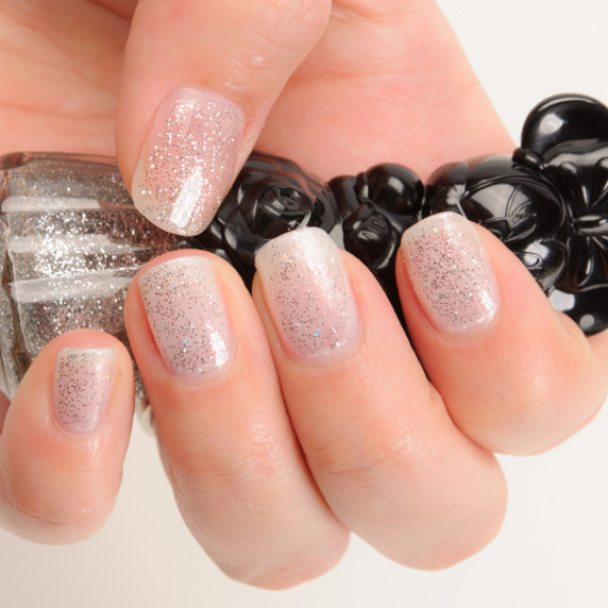 Anna Sui Minnie Mouse Stardust Silver (001) Nail Color