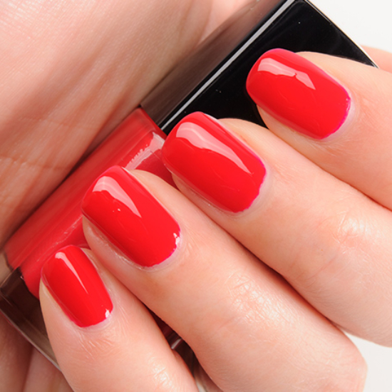Chanel Rouge Rubis Le Vernis Nail Colour