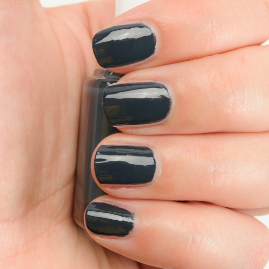 Essie Mind Your Mittens Nail Lacquer