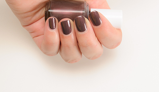 Essie Sable Collar Nail Lacquer