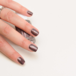 Essie Sable Collar Nail Lacquer