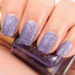 L\'Oreal The Reign of Studs Gold Dust Colour Riche Nail Colour