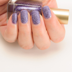 L\'Oreal The Reign of Studs Gold Dust Colour Riche Nail Colour