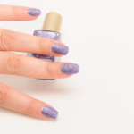 L\'Oreal The Reign of Studs Gold Dust Colour Riche Nail Colour