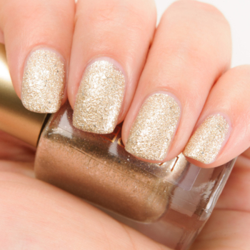 L'Oreal The Statement Piece Gold Dust Colour Riche Nail Colour