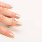 L\'Oreal The Statement Piece Gold Dust Colour Riche Nail Colour