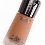 MAC NW50 Mineralize Moisture SPF 15
