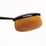 MAC Oval 6 Brush