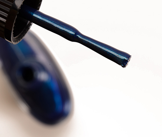 Marc Jacobs Beauty Blue Velvet (132) Enamored Hi-Shine Nail lacquer