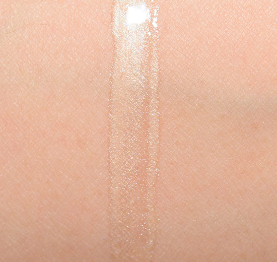 MAC A Quiet Roar Lipglass