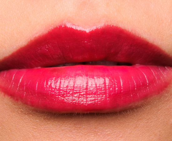 MAC Red Necessity Huggable Lipcolour