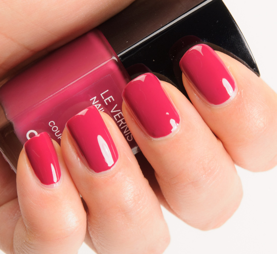 Chanel Coup de Coeur Le Vernis Nail Colour