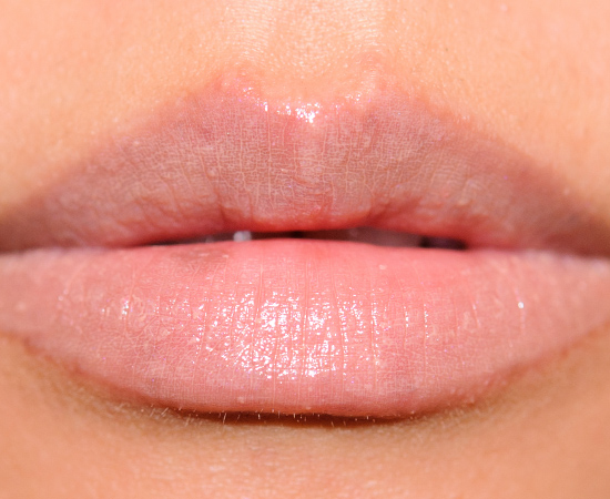 MAC Innocent Patentpolish Lip Pencil