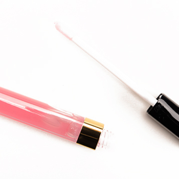 Chanel Hello (184) Levres Scintillantes Glossimer