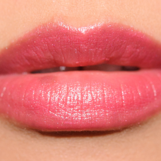 Chanel Irresistible (62) Rouge Coco Hydrating Creme Lip Colour