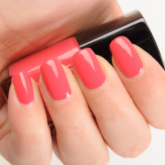 Chanel Tutti Frutti Le Vernis Nail Colour
