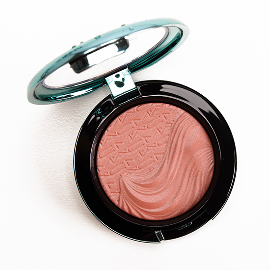 MAC Seduced at Sea Extra Dimension Blush