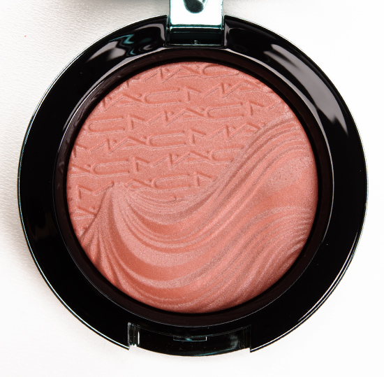 MAC Seduced at Sea Extra Dimension Blush