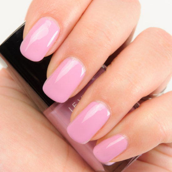 Chanel Sweet Lilac (615) Le Vernis Nail Colour