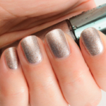 MAC Shimmerfish Nail Lacquer