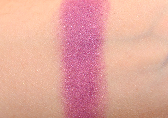 MAC Vibrant Grape Eyeshadow