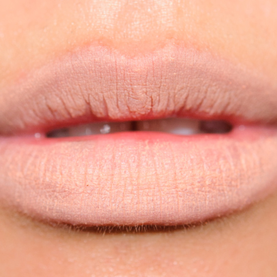 MAC What Comes Naturally Lip Pencil