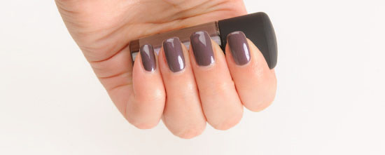 MAC Anti-Fashion Studio Nail Lacquer
