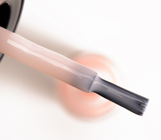MAC Delicate Nail Lacquer