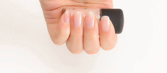 MAC Delicate Nail Lacquer