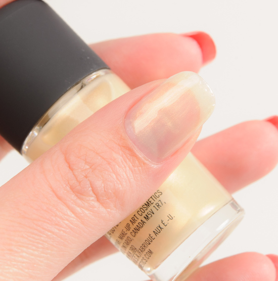 MAC Gold Pearl Studio Nail Lacquer Top Coat Review & Swatches