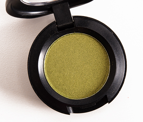 MAC Lucky Green Eyeshadow