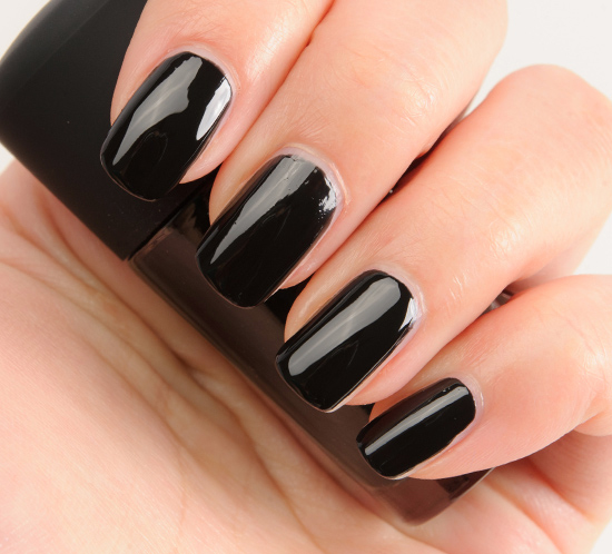 MAC Nocturnelle Nail Lacquer