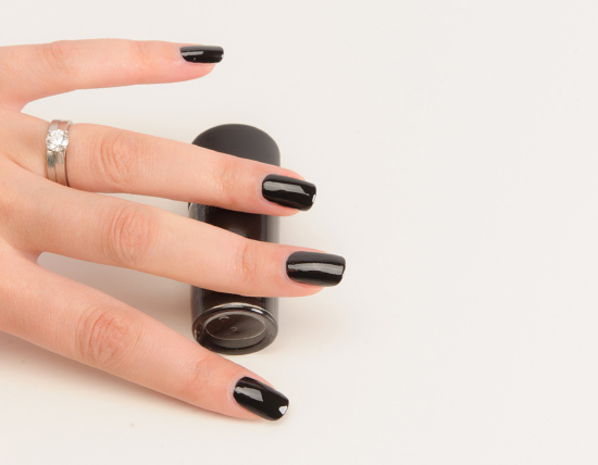 MAC Nocturnelle Nail Lacquer